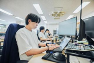 執務室は集中できる環境