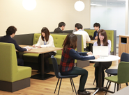 資格支援制度など人材育成にも力を入れています。スキルアップができるよう体制も整えています。