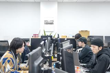  Webとグラフィックどちらも極めたい総合デザイナー募集！