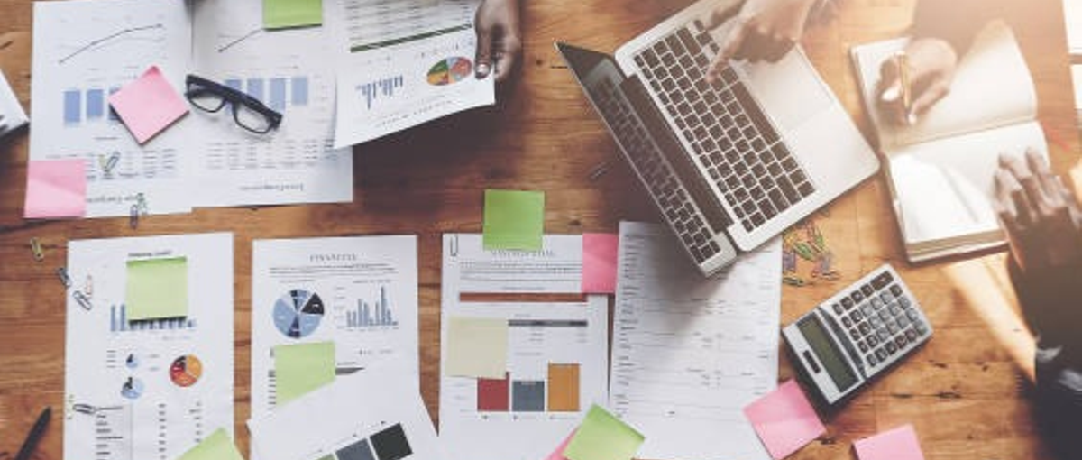 マーケコンサルタント｜youtubeを起点にマーケ戦略をコンサルティング！