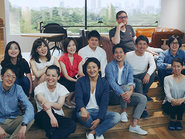 平均年齢37歳。男女比は6:4でやや男性が多いです。