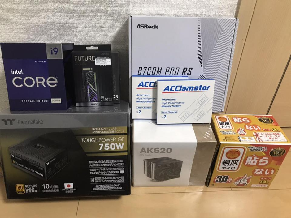 社員の日常 エンジニアが己の欲望を満たすPCを組んだら破産した話