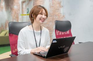 営業を支える様々なグループがあり、営業が営業業務に集中できる環境を整備しています。