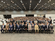 全社アワードにて、頑張った仲間をたたえあう文化があります。