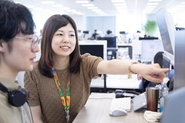全員が未経験スタート。だからこそ「躓きやすいポイント」を熟知した先輩が、親身にサポートします。