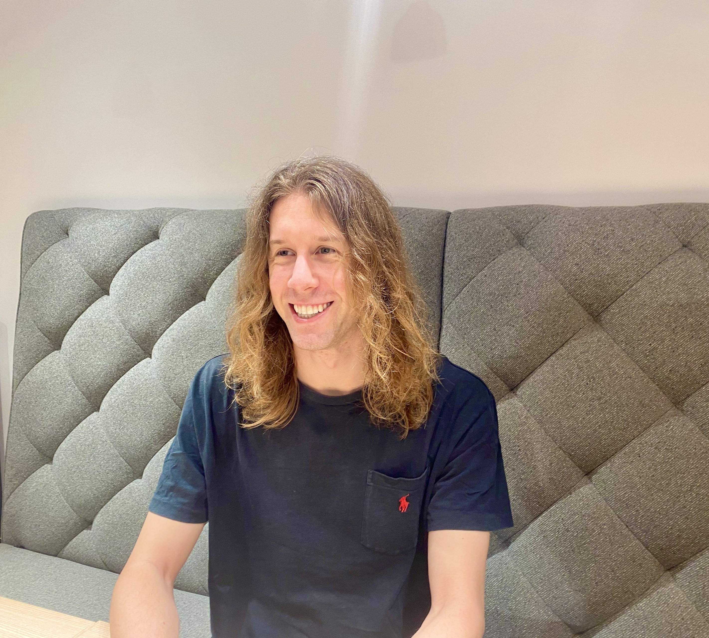 通訳・翻訳/デントン　自分らしく居られる場所でSNSコミュニティYay!の世界進出を支える