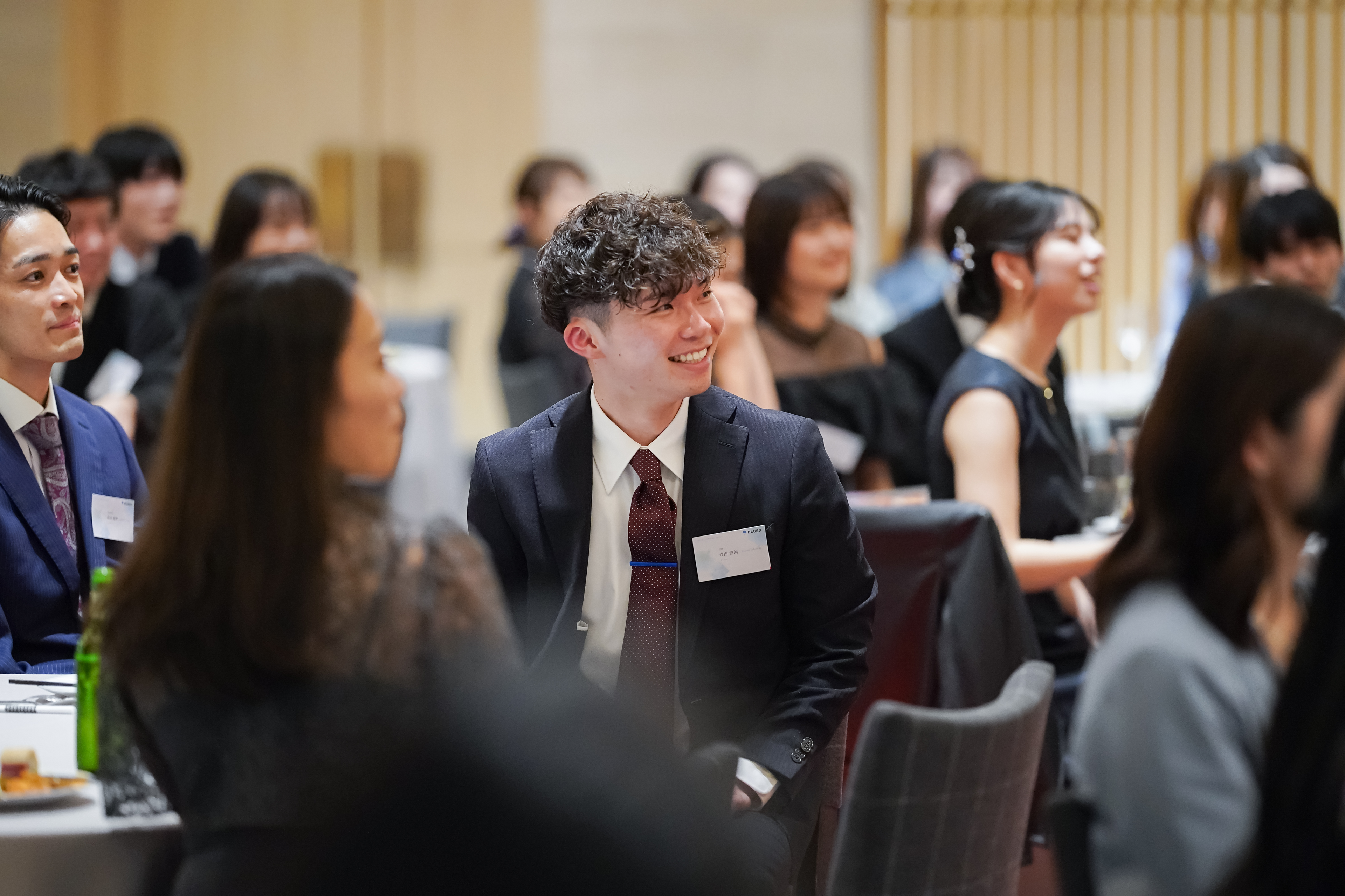 新卒で大手かスタートアップか迷う君へ。地方出身の新卒が代表直下で掴んだ“成長の正体”