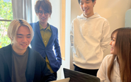 熱意とやる気に溢れるこれミスメンバーの仕事風景です！ここから次々と画期的なアイデアが生まれています。
