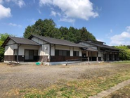 2026年の新事業所開所に向けてプロジェクトを進行しています！林業研修センターを事業所に改修予定です。