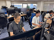 豊富な経験による適切なフィードバックを受けながら日々成長していけます。