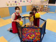 お子さんは隣のキッズスペースで