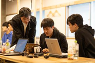 累計80名以上の卒業生を輩出。本気でソフトウェアづくりに向き合う1ヶ月です