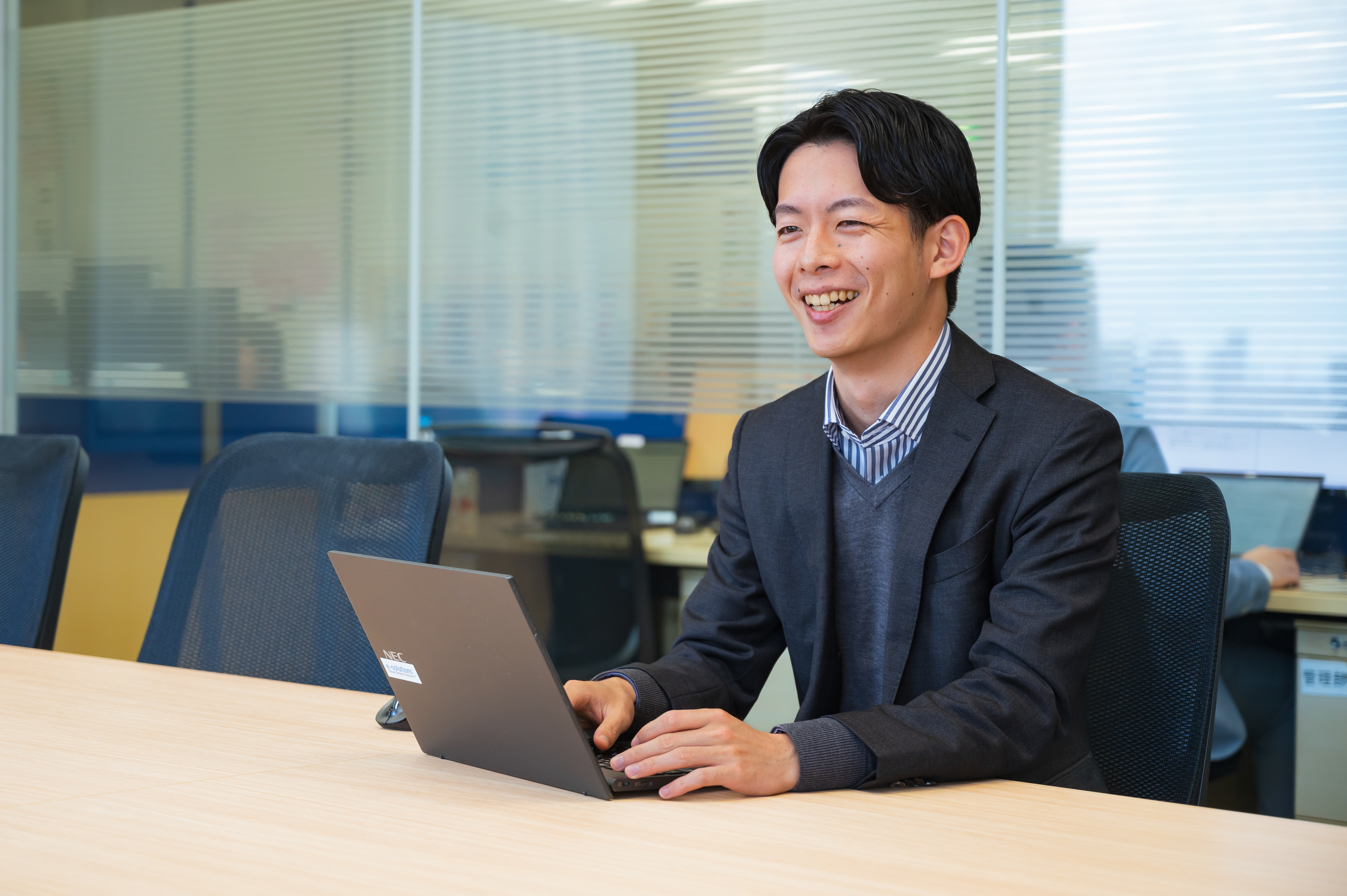 【社員インタビュー】第一人者との共同研究をプロデュースし、「社会課題」の解決を目指す