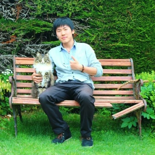 AKIO HIRAKATA