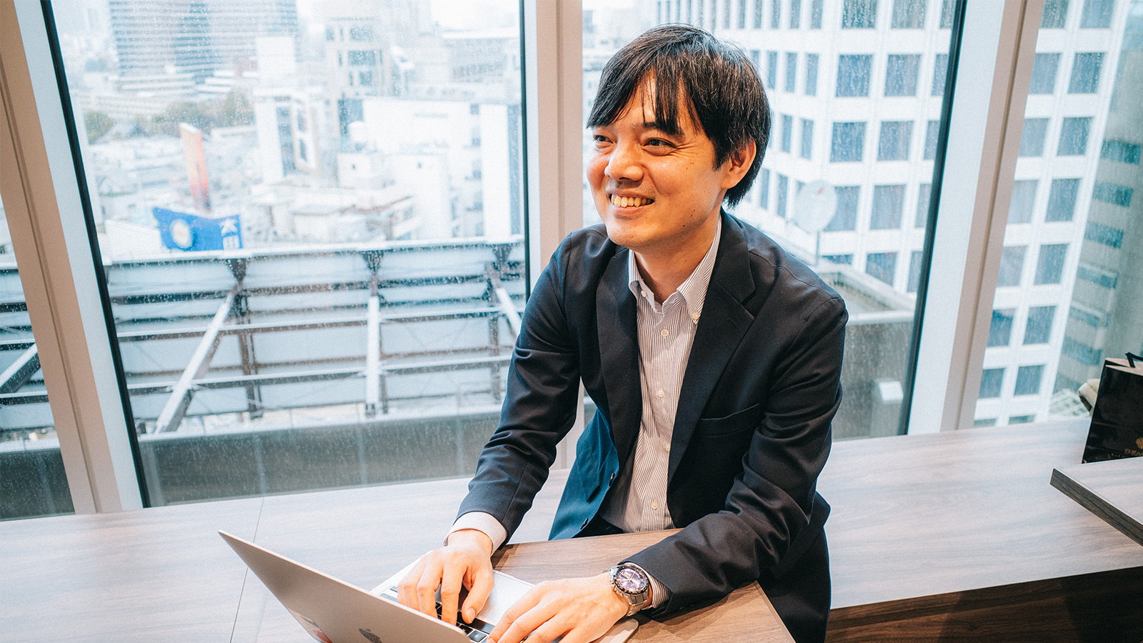 行政職員からNPOへ　制度の枠組みを超えて、試行錯誤しながら社会を変えていきたい（日本事業部・金井へのインタビュー）