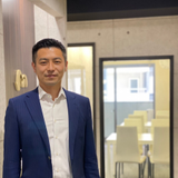 長崎伸也