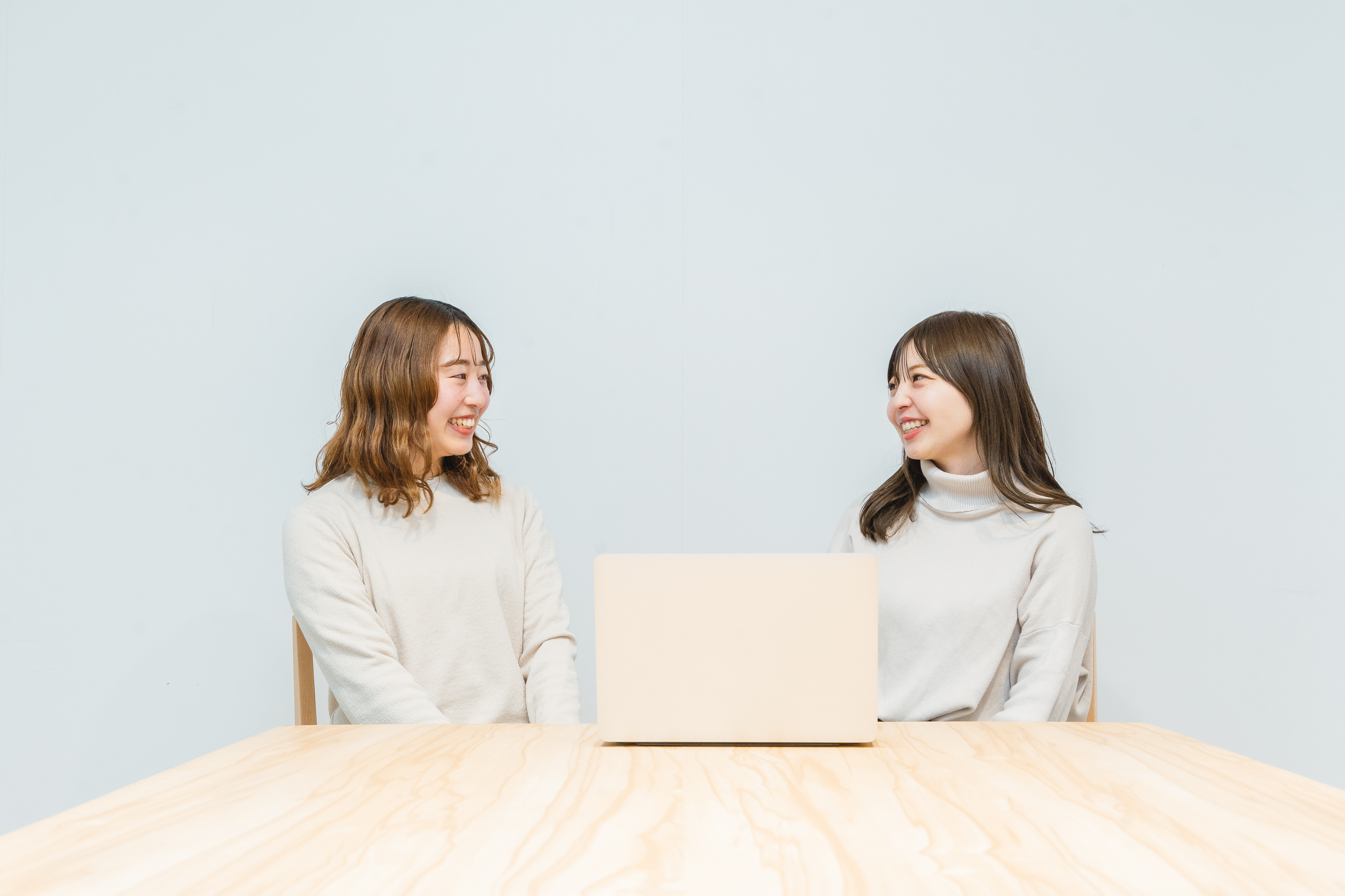 【社員インタビュー /vol.6】CREARCの仲間たちと会うたびに、お仕事も研修も頑張ろう！と良い刺激を貰っています！