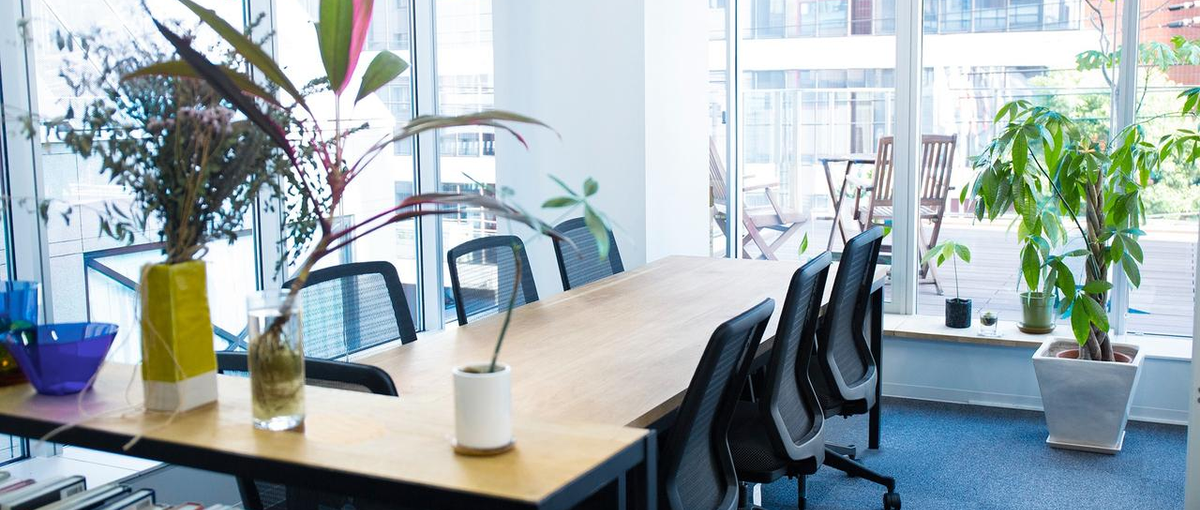 少数精鋭のチーム体制で事業成長を加速させるマーケティングマネージャーを募集