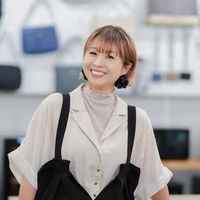 IZUMI TAKAHASHI