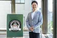 代表の川端