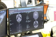 医療機関からの画像を読影医が診断しレポートを返却します