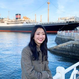 根本 亜津沙