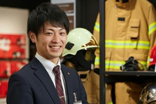 積み重ねた努力と人間力で信頼を勝ち取り、会社に貢献する。