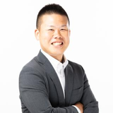 富田 健太郎