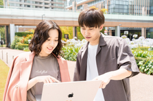 約1200万人が利用する自社toCサービスを支えるWEBエンジニア募集！