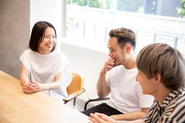 困ったことや分からないことがあればすぐに聞くことができます！