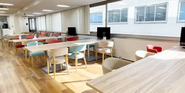 本社は、福岡のど真ん中に新オフィスがあります。