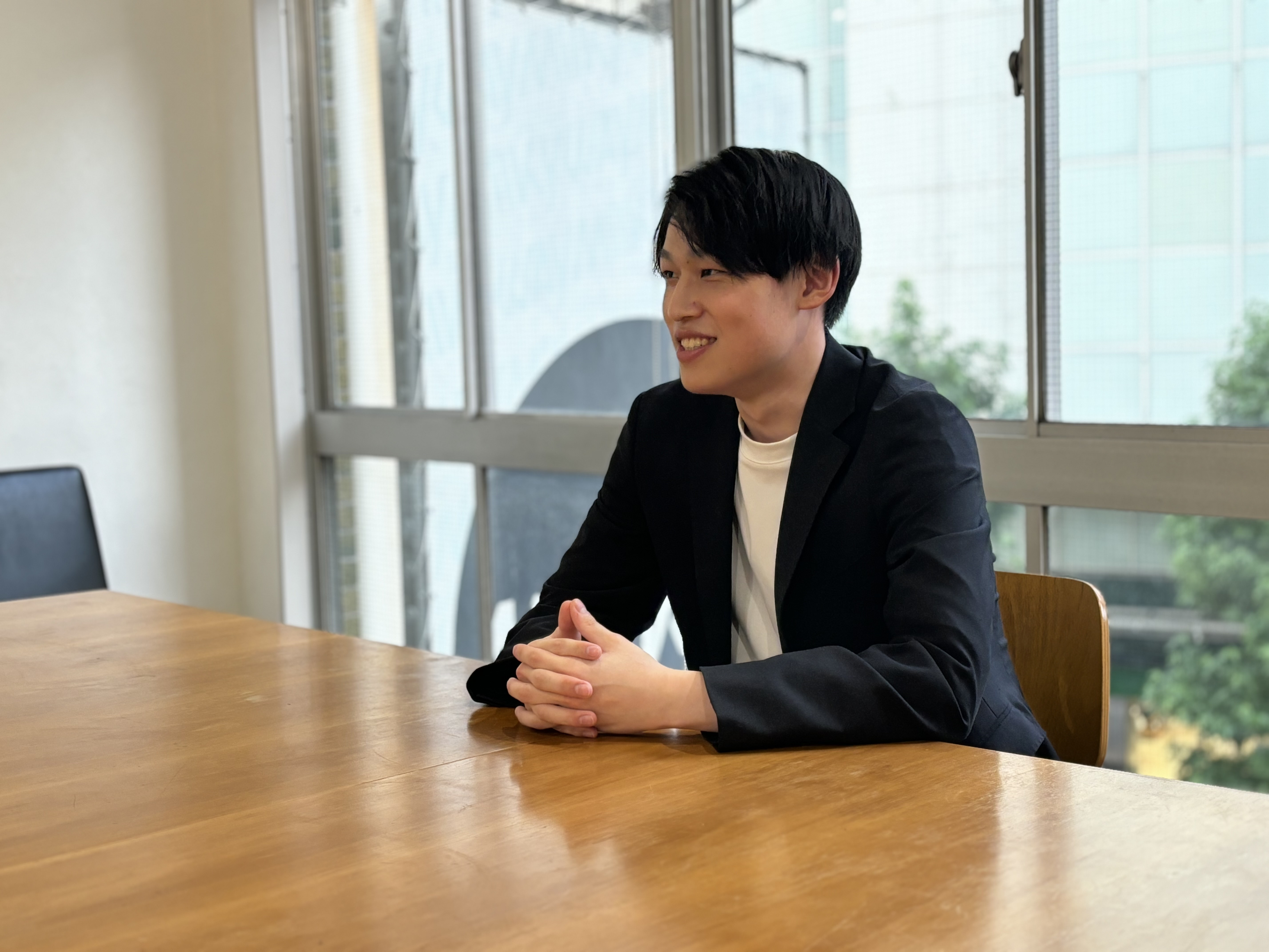 本気で自分を変えたい方だけ見てほしい。”過去の自分”を変えた最強の元インターン生に迫る。