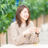山野　靖世